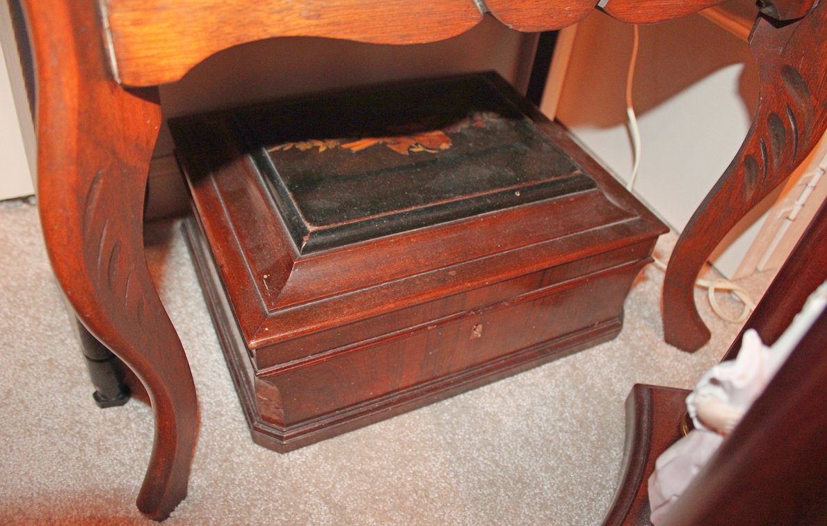 Image for REAL ESTATE & PERSONAL PROPERTY AUCTION