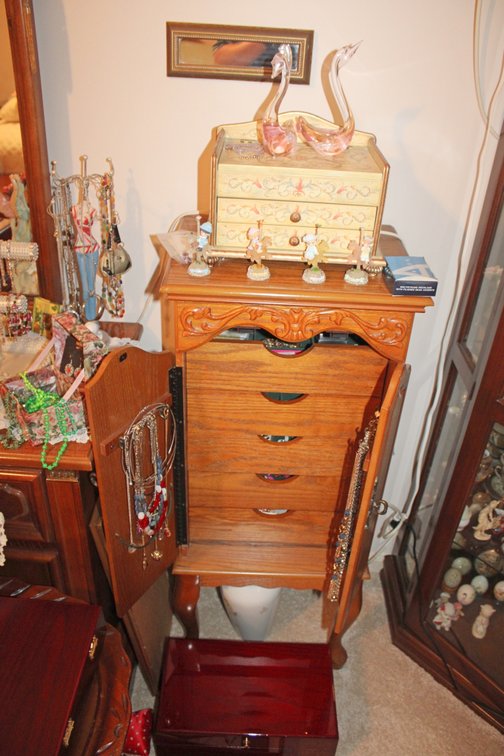 Image for REAL ESTATE & PERSONAL PROPERTY AUCTION