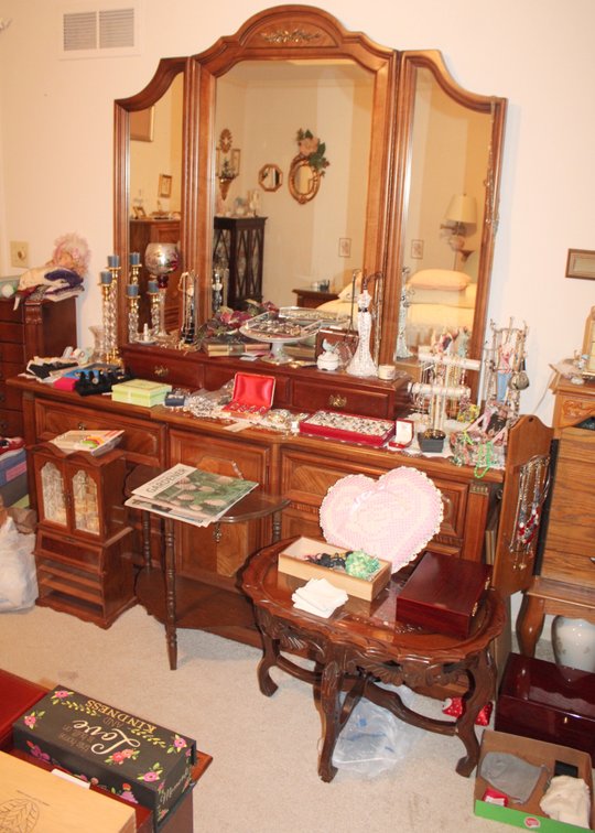Image for REAL ESTATE & PERSONAL PROPERTY AUCTION