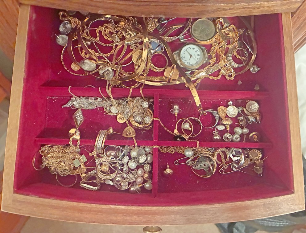 Image for ESTATE AUCTION