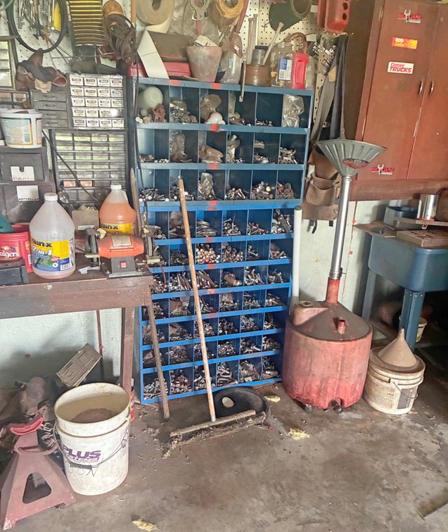 Image for ESTATE AUCTION