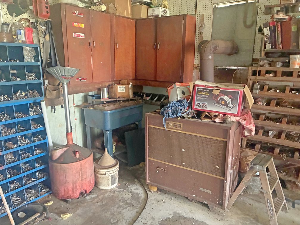 Image for ESTATE AUCTION