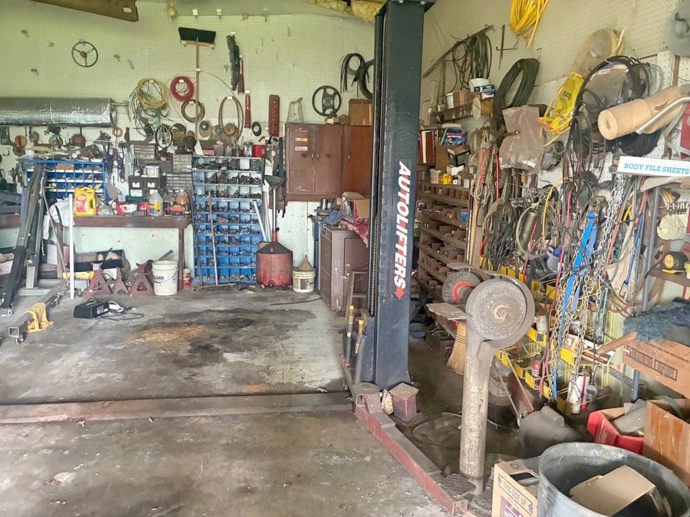 Image for ESTATE AUCTION