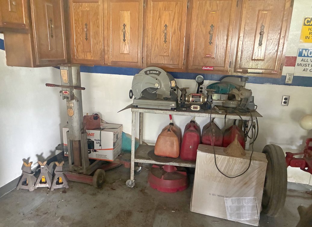 Image for ESTATE AUCTION