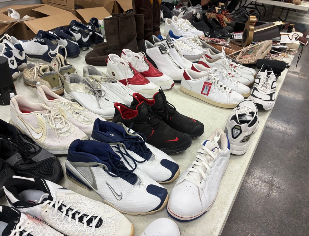 Image for FORMER NFL HALL OF FAME PLAYER LIVING ESTATE AUCTION