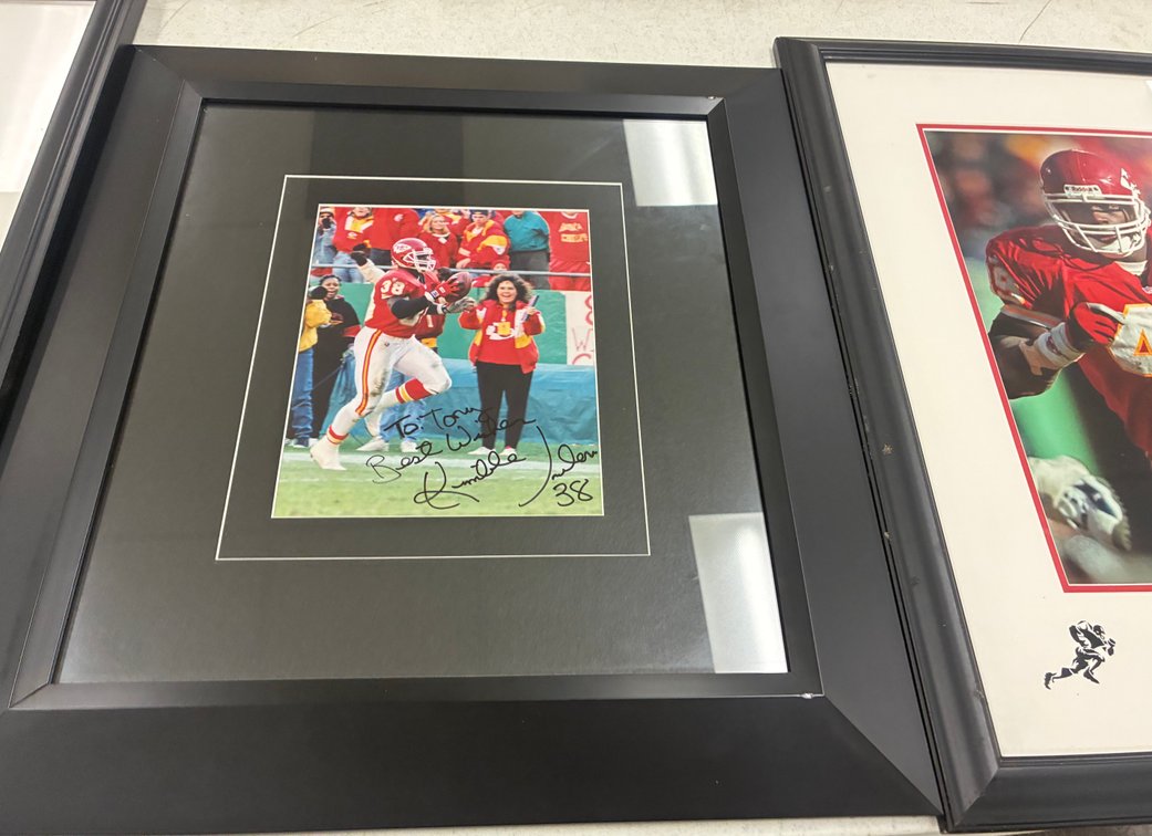 Image for FORMER NFL HALL OF FAME PLAYER LIVING ESTATE AUCTION