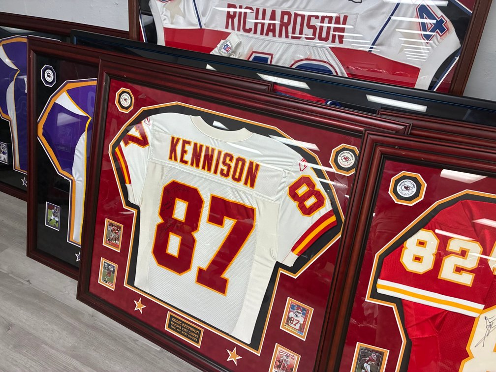 Image for FORMER NFL HALL OF FAME PLAYER LIVING ESTATE AUCTION