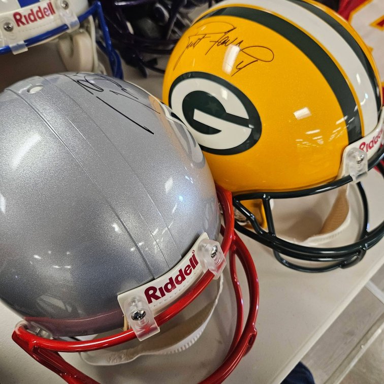 Image for FORMER NFL HALL OF FAME PLAYER LIVING ESTATE AUCTION