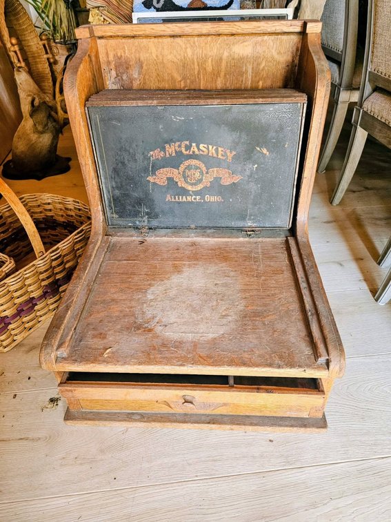 Image for 2-DAY ANTIQUE STORE LIQUIDATION AUCTION
