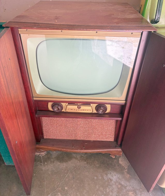Image for HUGE VINTAGE TIME CAPSULE ESTATE AUCTION