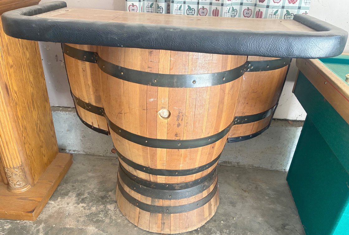Image for HUGE VINTAGE TIME CAPSULE ESTATE AUCTION
