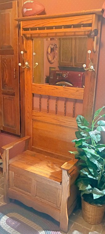 Image for HUGE VINTAGE TIME CAPSULE ESTATE AUCTION