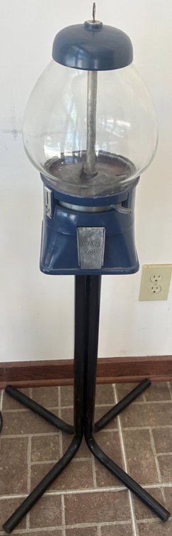 Image for HUGE VINTAGE TIME CAPSULE ESTATE AUCTION