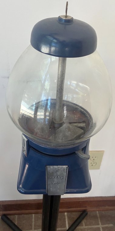 Image for HUGE VINTAGE TIME CAPSULE ESTATE AUCTION