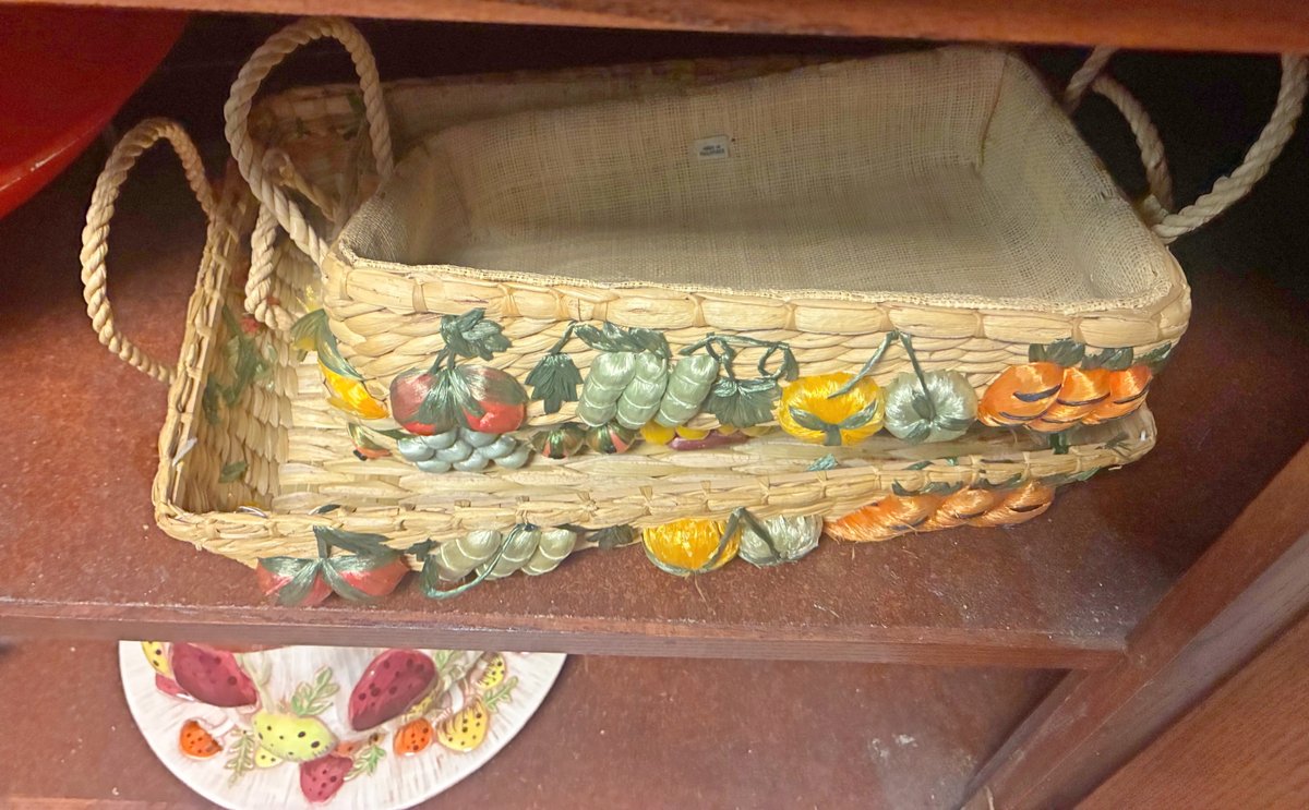 Image for HUGE VINTAGE TIME CAPSULE ESTATE AUCTION