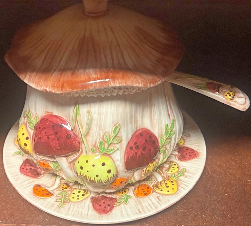 Image for HUGE VINTAGE TIME CAPSULE ESTATE AUCTION