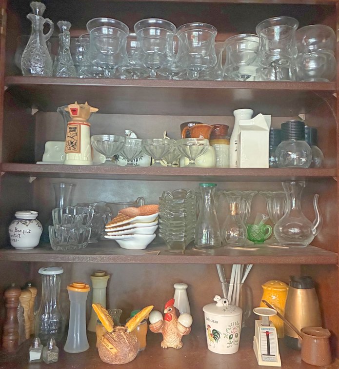 Image for HUGE VINTAGE TIME CAPSULE ESTATE AUCTION