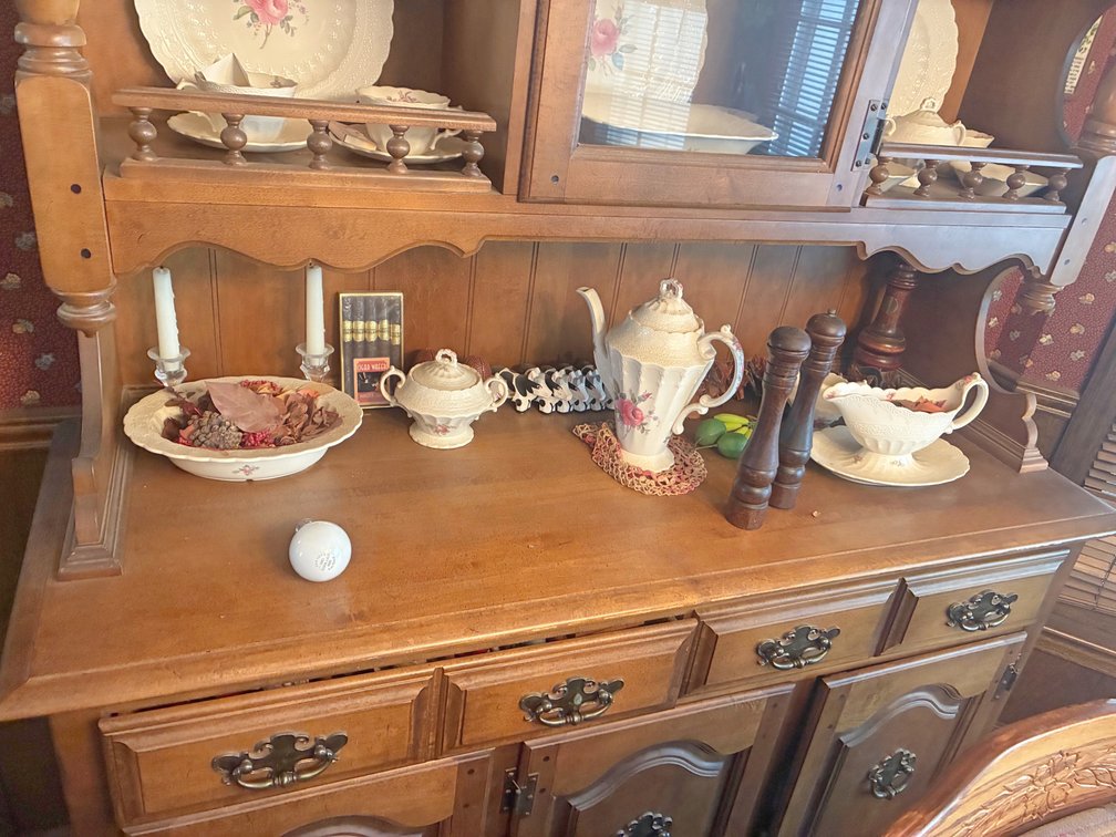 Image for HUGE VINTAGE TIME CAPSULE ESTATE AUCTION