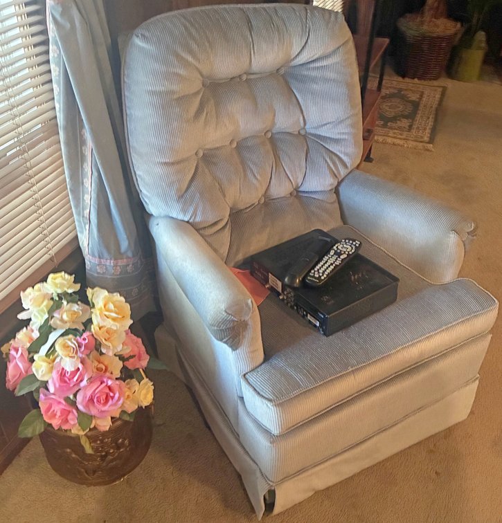 Image for HUGE VINTAGE TIME CAPSULE ESTATE AUCTION