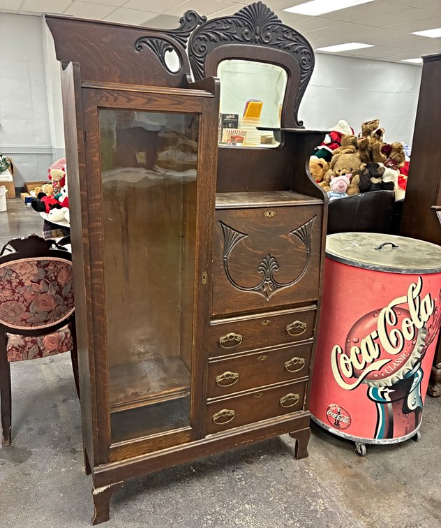 Image for ESTATE AUCTION