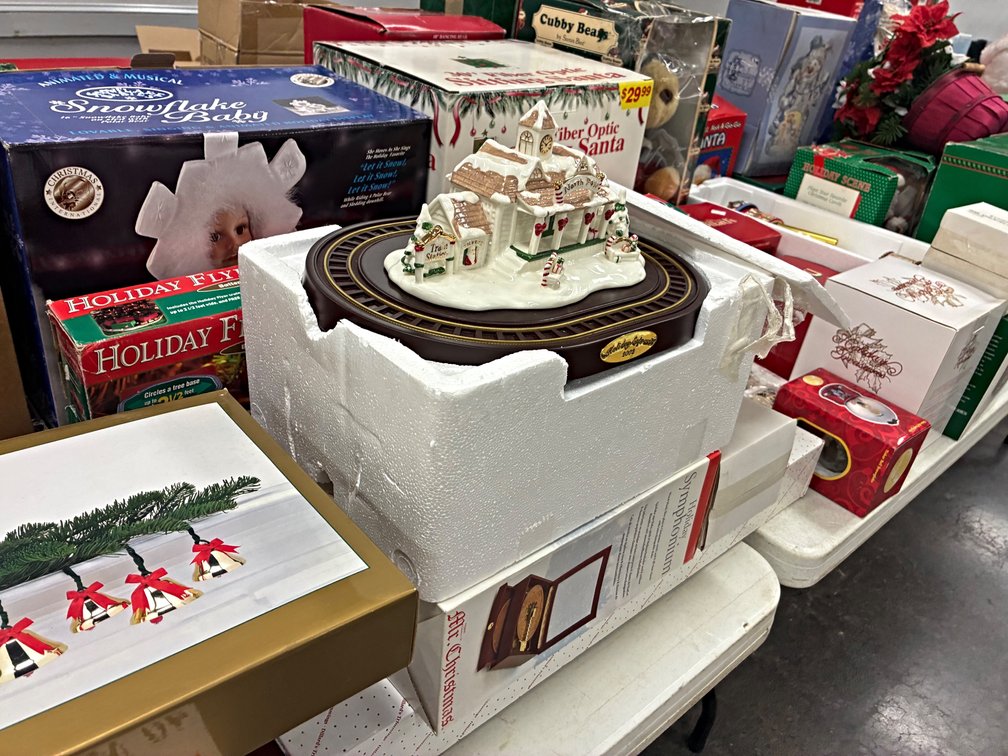 Image for ESTATE AUCTION