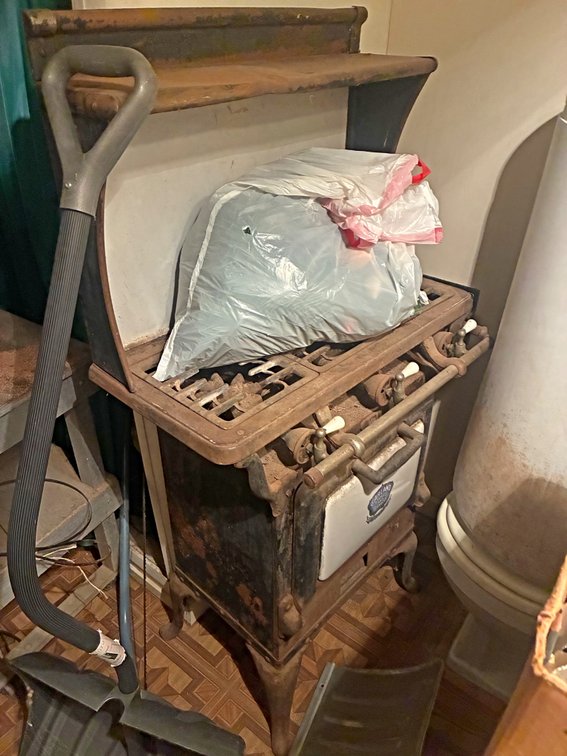 Image for ESTATE AUCTION