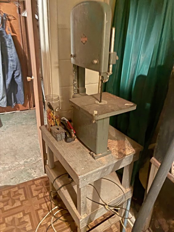 Image for ESTATE AUCTION