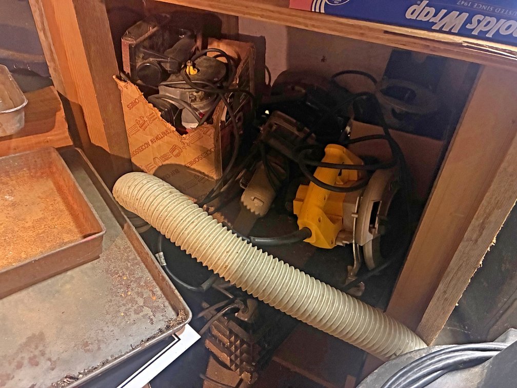 Image for ESTATE AUCTION