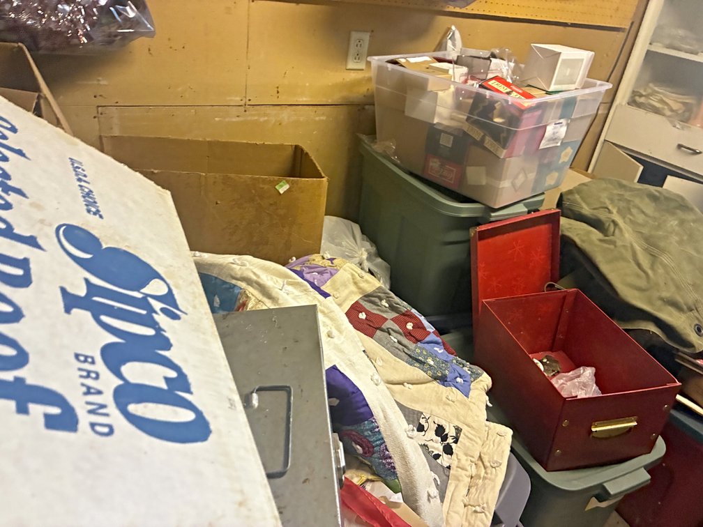 Image for ESTATE AUCTION