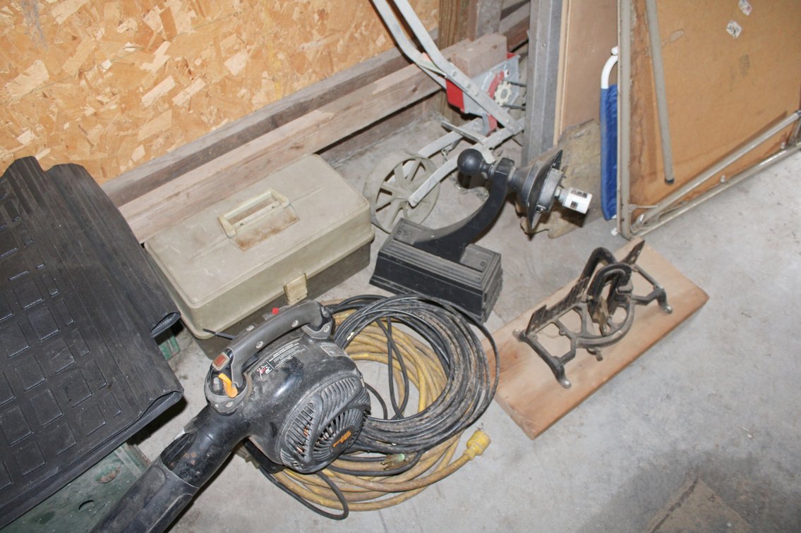 Image for ESTATE AUCTION