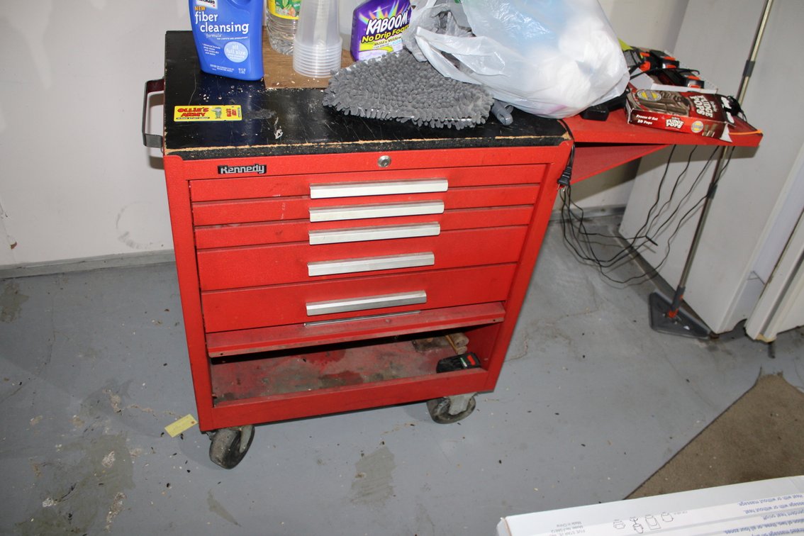 Image for LIVING ESTATE AUCTION