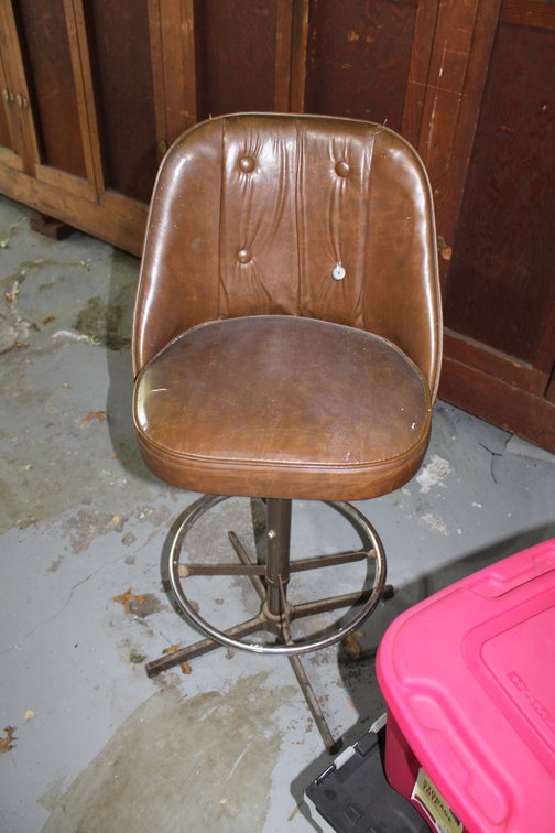 Image for LIVING ESTATE AUCTION