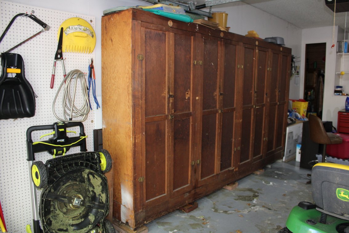Image for LIVING ESTATE AUCTION