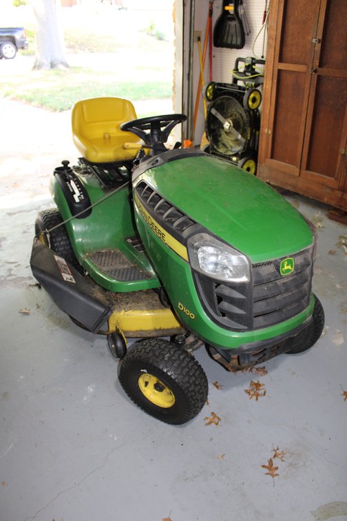 Image for LIVING ESTATE AUCTION