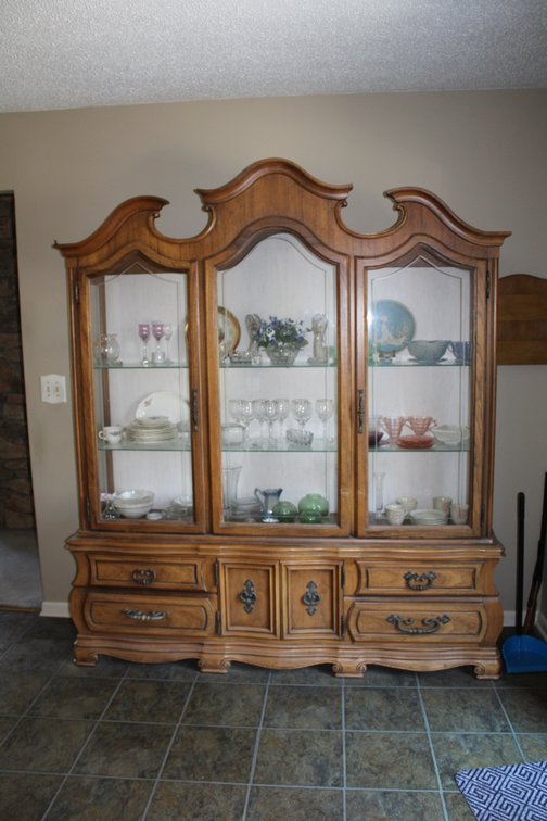 Image for LIVING ESTATE AUCTION