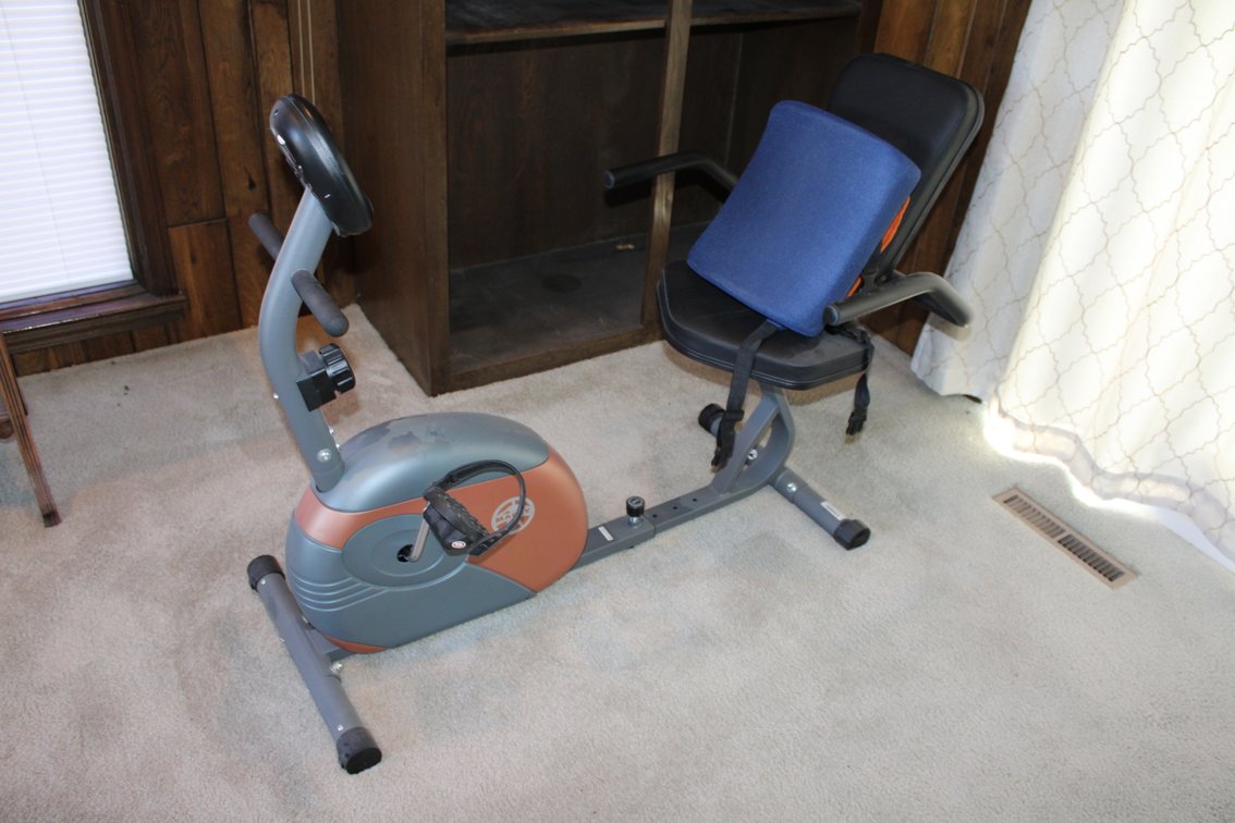 Image for LIVING ESTATE AUCTION