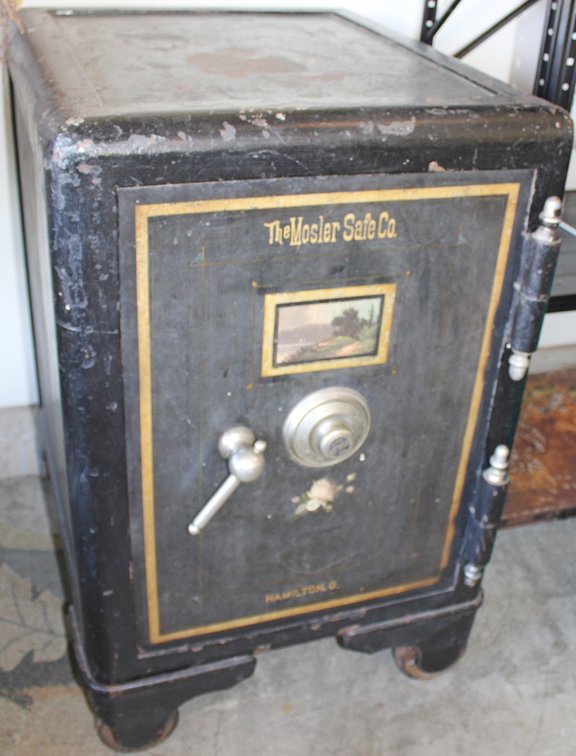 Image for LIVING ESTATE AUCTION