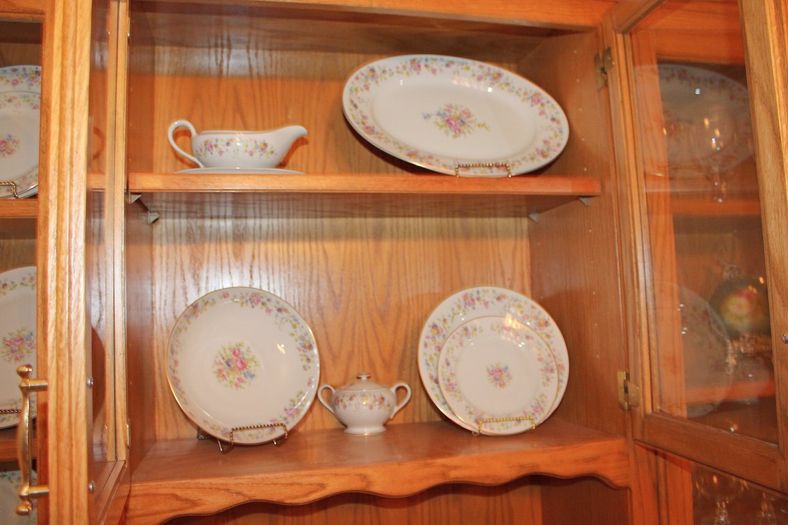 Image for LIVING ESTATE AUCTION