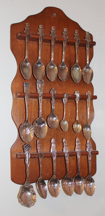 Image for LIVING ESTATE AUCTION