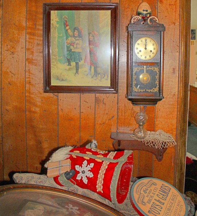 Image for ANTIQUE COLLECTOR'S LIVING ESTATE AUCTION