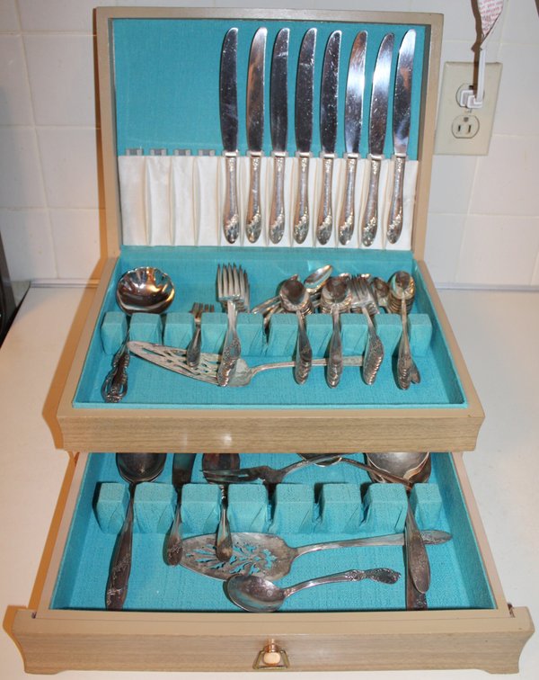 Image for ESTATE AUCTION