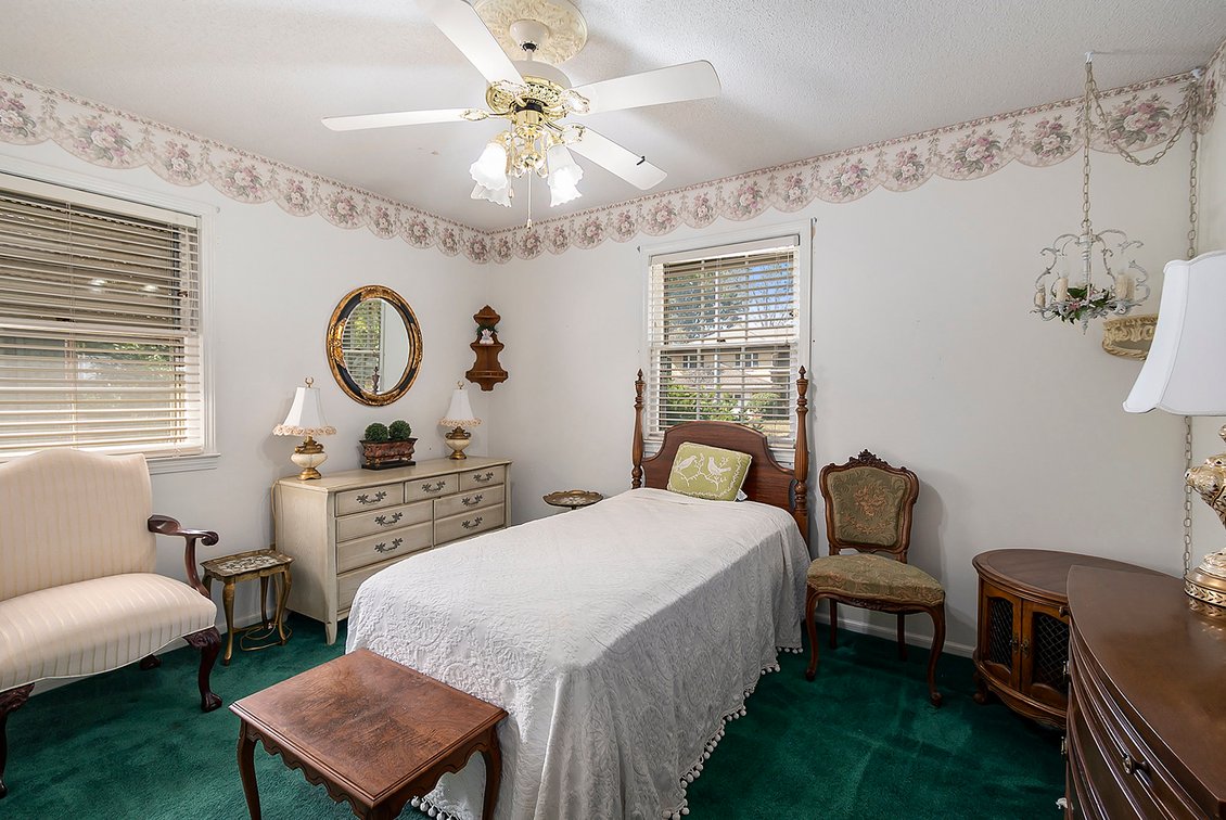 Image for REAL ESTATE & PERSONAL PROPERTY AUCTION