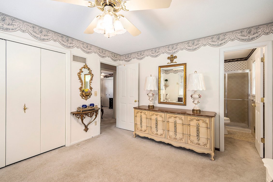 Image for REAL ESTATE & PERSONAL PROPERTY AUCTION