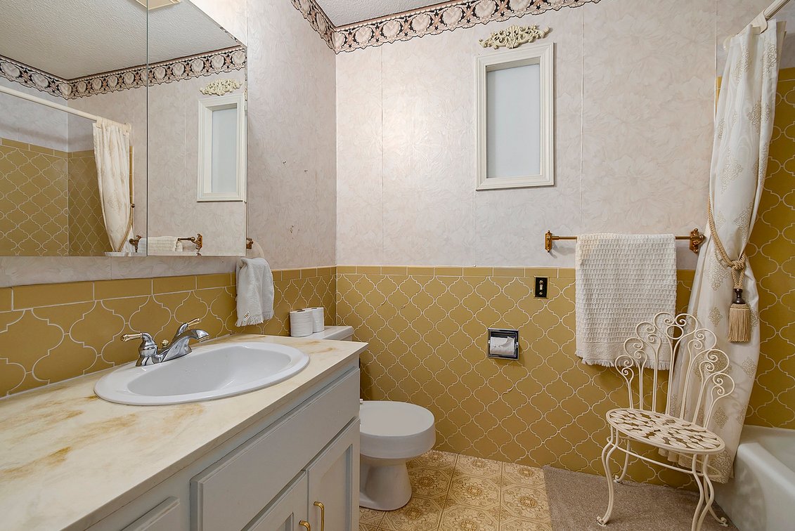 Image for REAL ESTATE & PERSONAL PROPERTY AUCTION