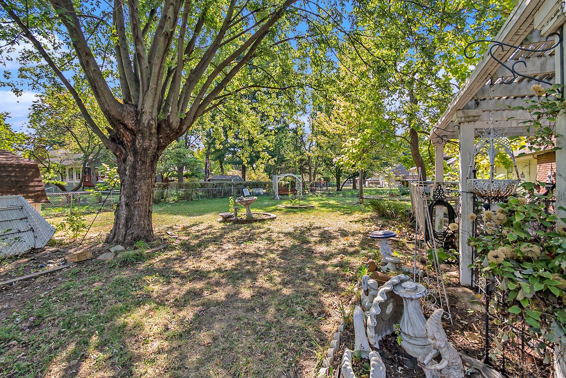 Image for REAL ESTATE & PERSONAL PROPERTY AUCTION