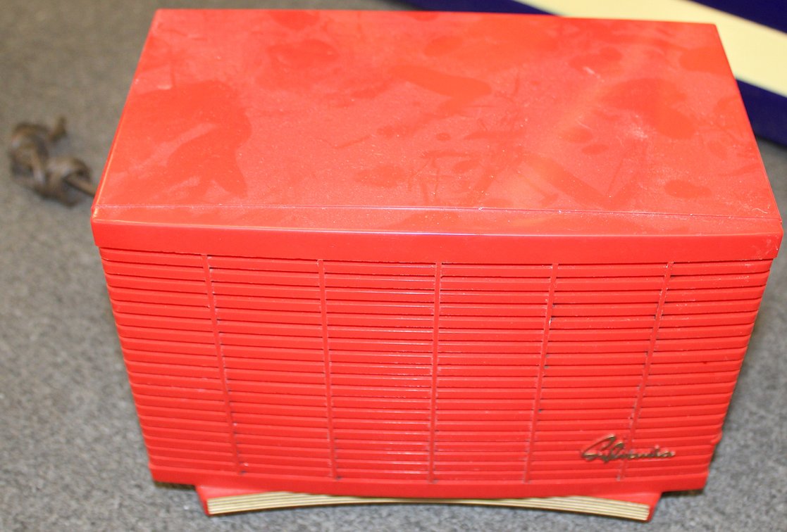Image for ANTIQUE COLLECTOR'S AUCTION