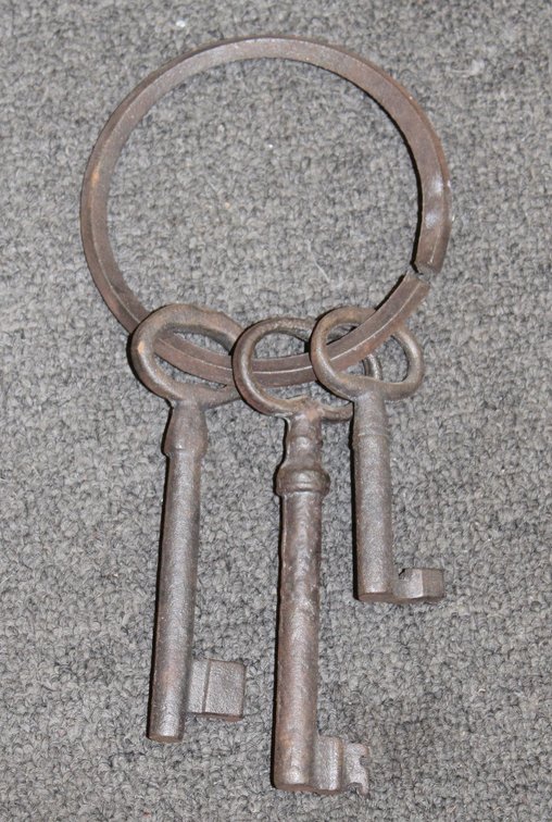 Image for ANTIQUE COLLECTOR'S AUCTION