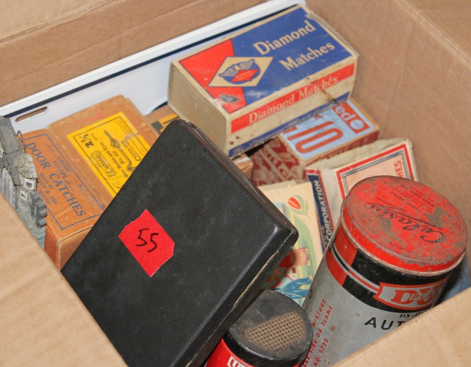Image for ANTIQUE COLLECTOR'S AUCTION