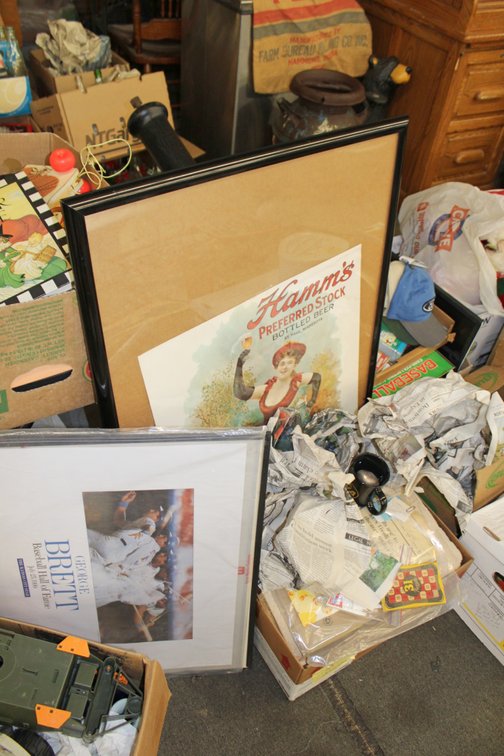 Image for ANTIQUE COLLECTOR'S AUCTION