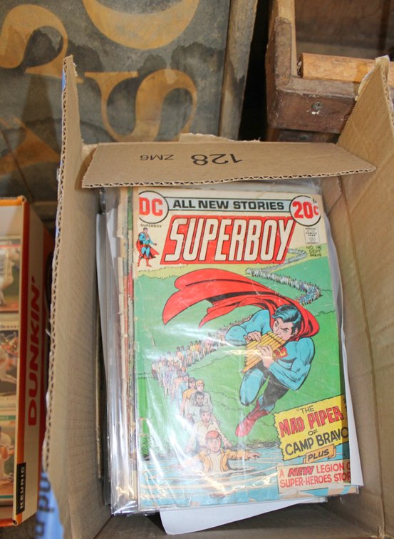 Image for ANTIQUE COLLECTOR'S AUCTION